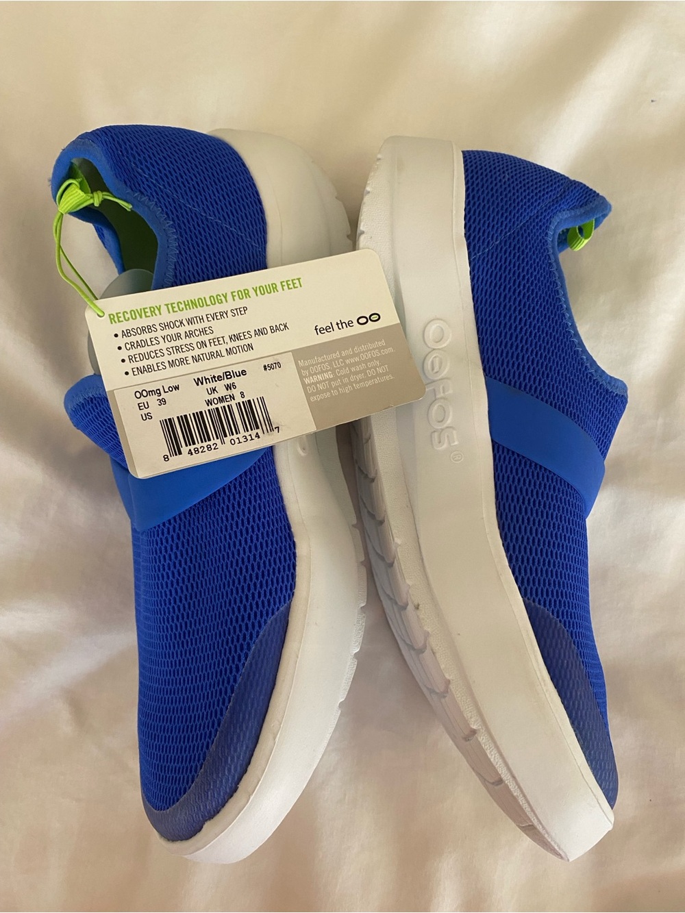 NWT Oofos Slip On 4 Way Stretch OOmg Low with Recovery Technology Blue/White W 8 - Picture 10 of 15